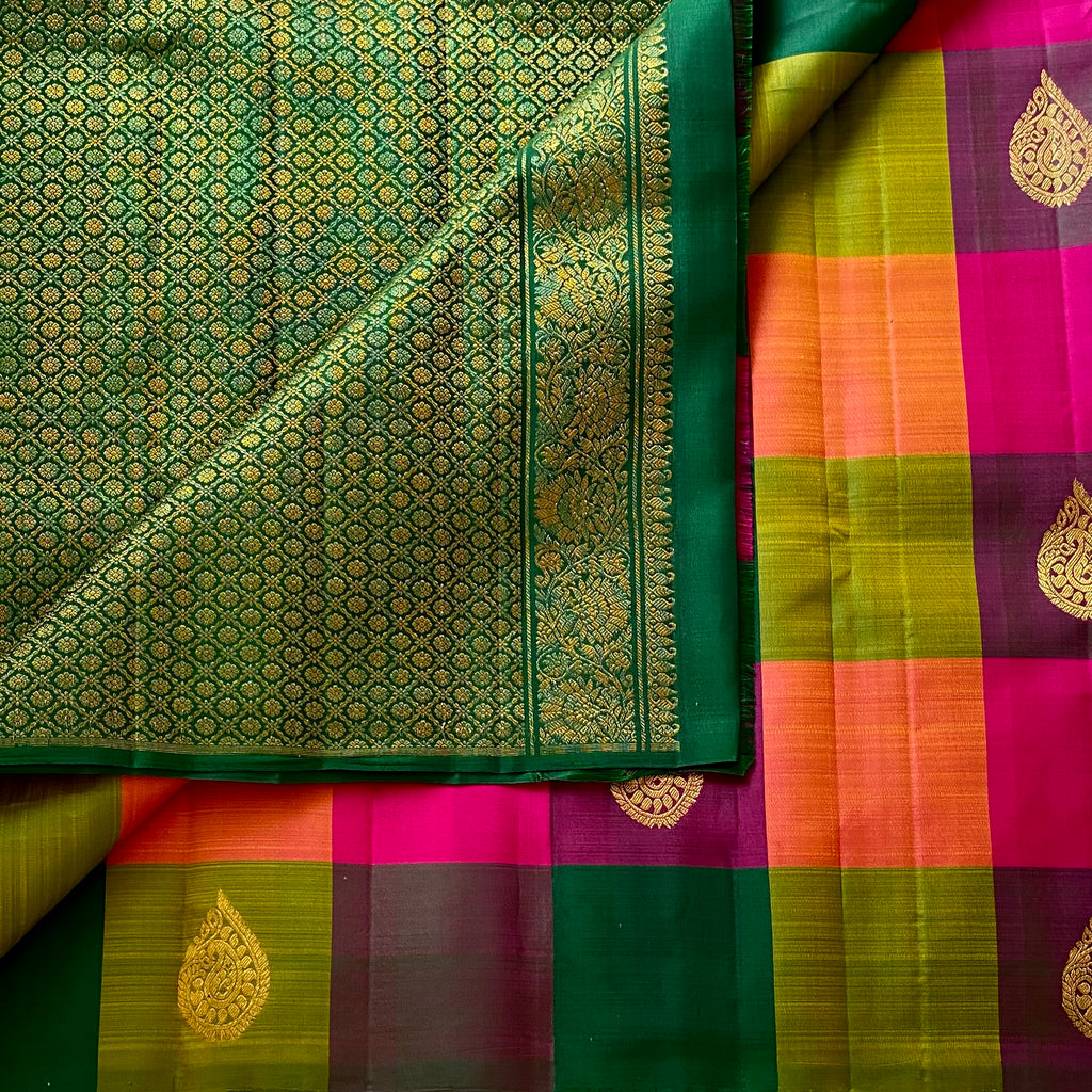 Emerald Checkered Kanjeevaram Pure Zari Silk Saree With Bottle Green Pallu