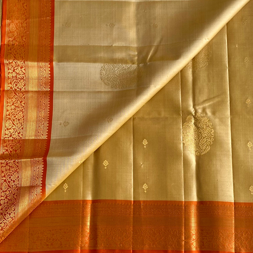 Champagne Gold Designer Pure Silk Saree With Saffron Orange Pallu