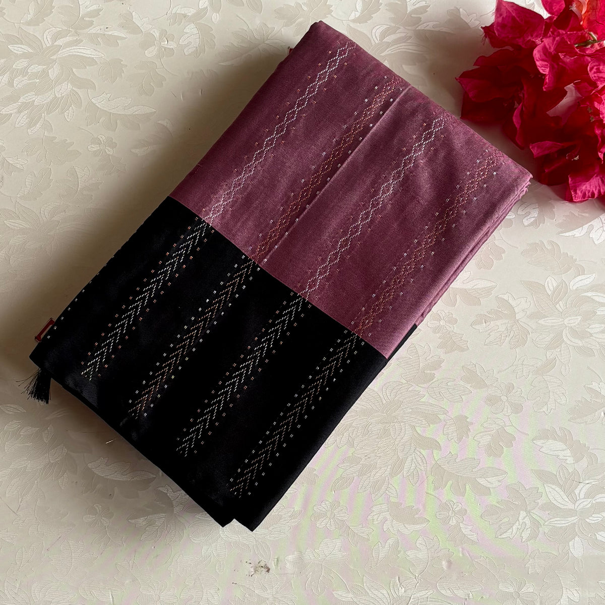 Dusty Mauve Soft Mixed Silk Saree With Black Pallu