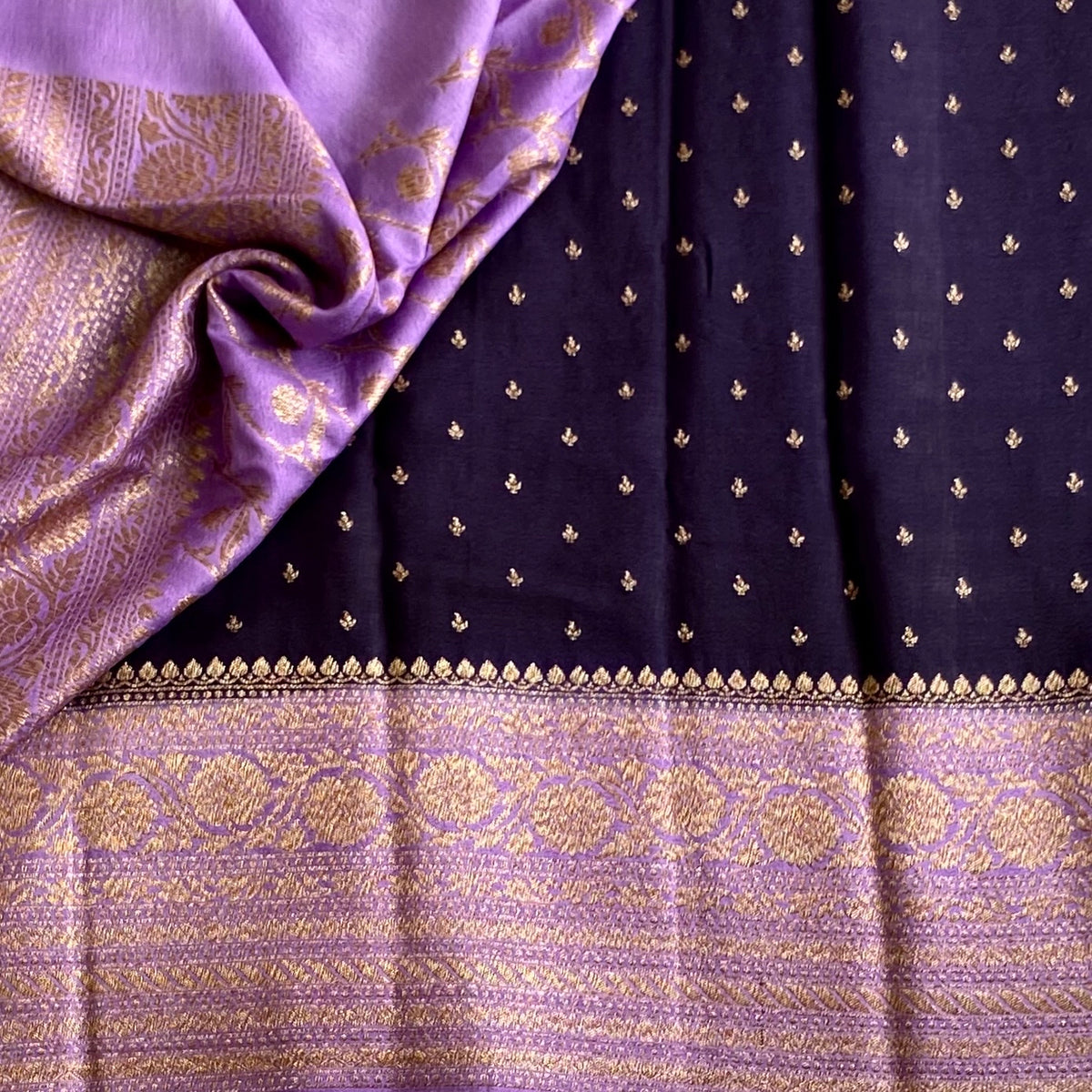 Deep Purple Banarasi Crepe Silk Saree With Lilac Lavender Pallu And Gold Brocade