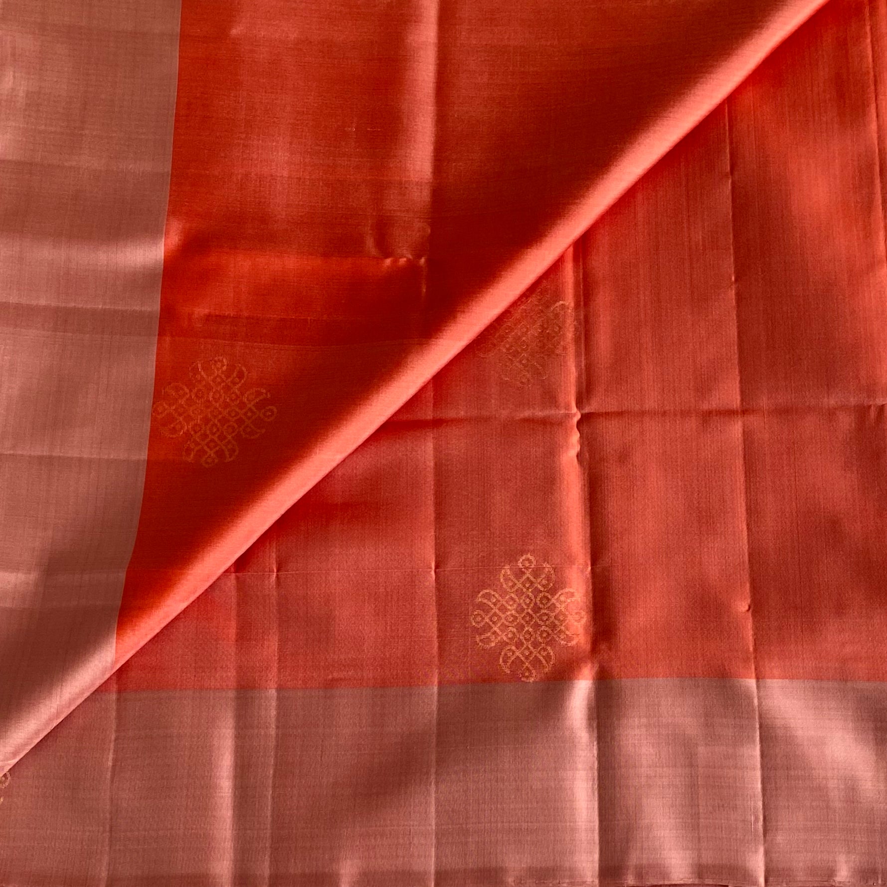 Dusty Rose Designer Pure Silk Saree With Coral Red Pallu