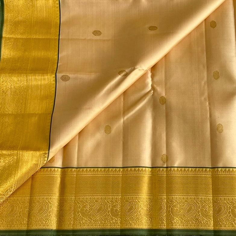 Classy Golden Beige Kanjeevaram Pure Zari Silk Saree With Mango Yellow Pallu