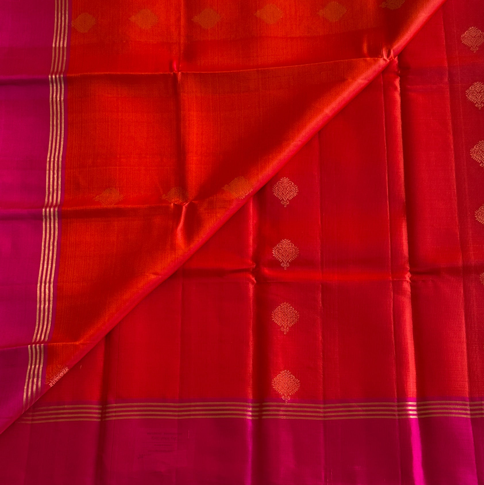 Fuchsia Vermilion Silk Saree Gold Zari Geometric Pallu Wedding Wear