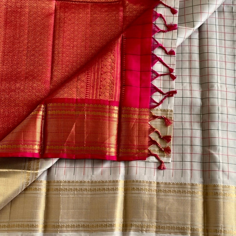 Slate Grey Designer Pure Silk Checkered Beauty With Rich Rani Pink Pallu