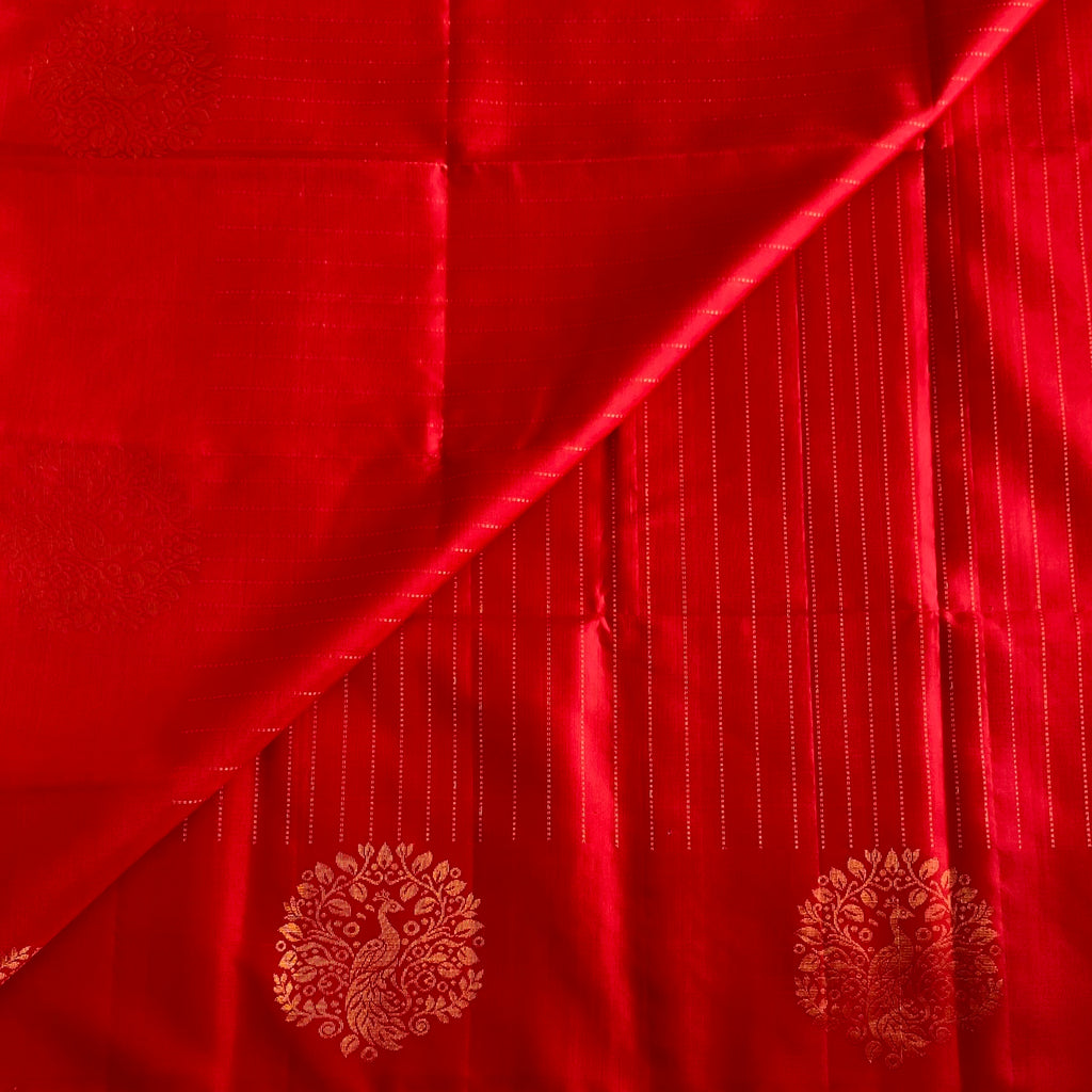 Scarlet Red Designer Pure Silk Saree With Antique Gold Border And Pallu
