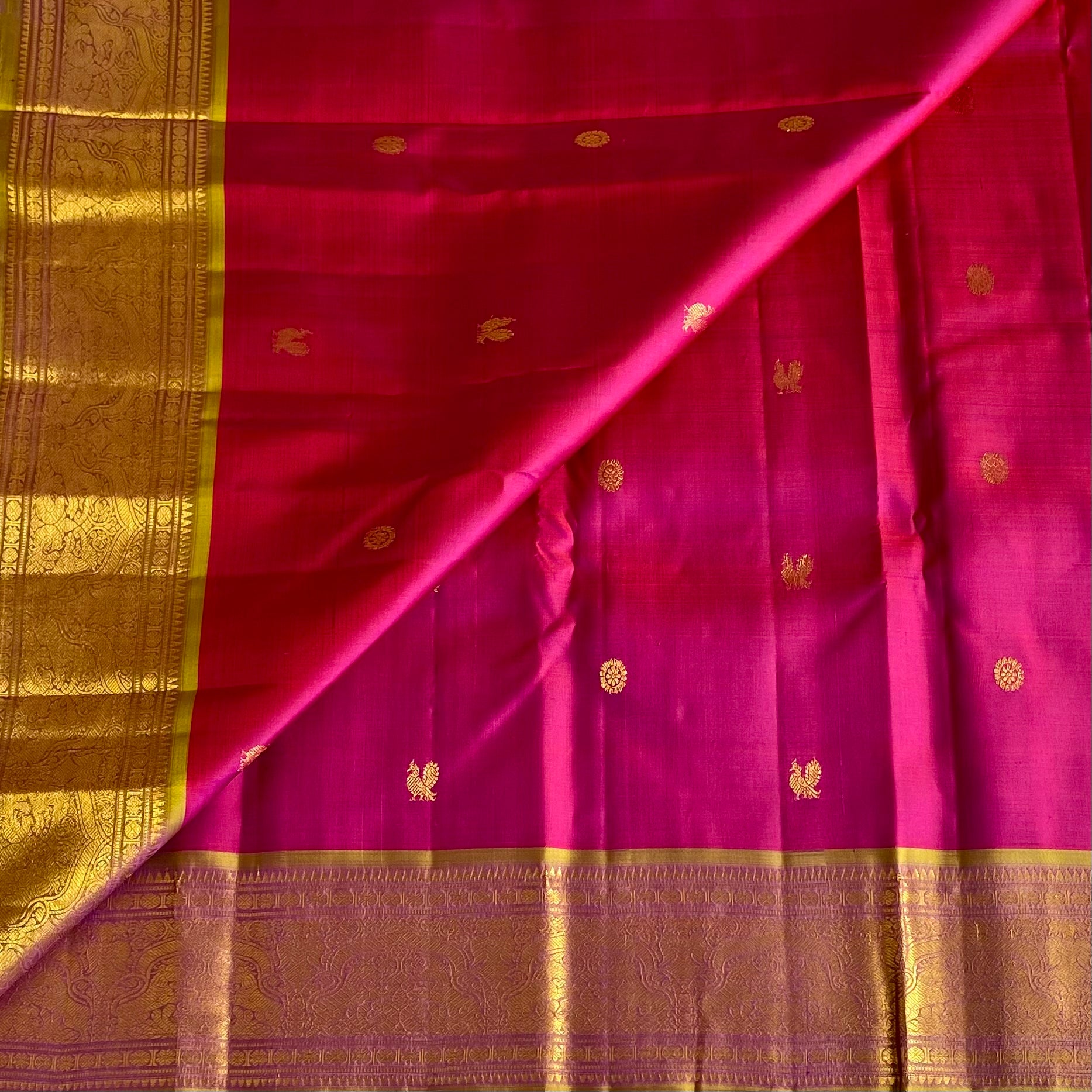 Rani Pink Kanjeevaram Pure Zari Silk Saree With Dual Olive Gold Pallu