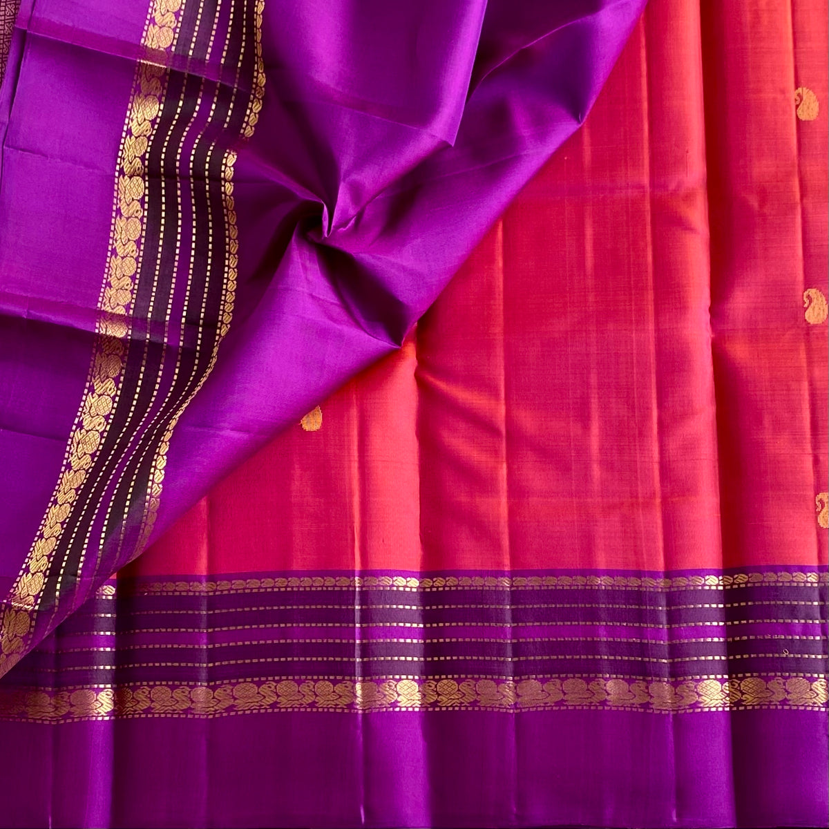 Kanakambari Orangish Pink & Royal Purple Kanjeevaram Pure Zari Silk Saree