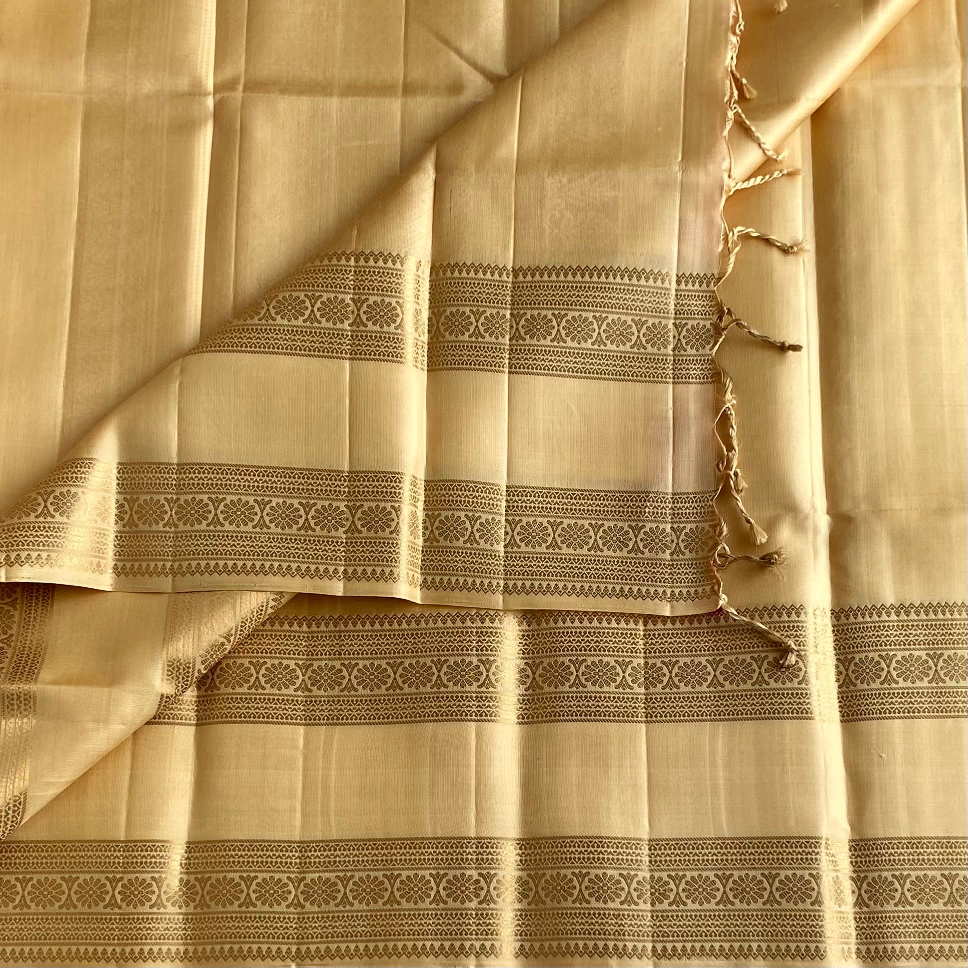 Champagne Gold Designer Pure Silk Saree With Antique Gold Border