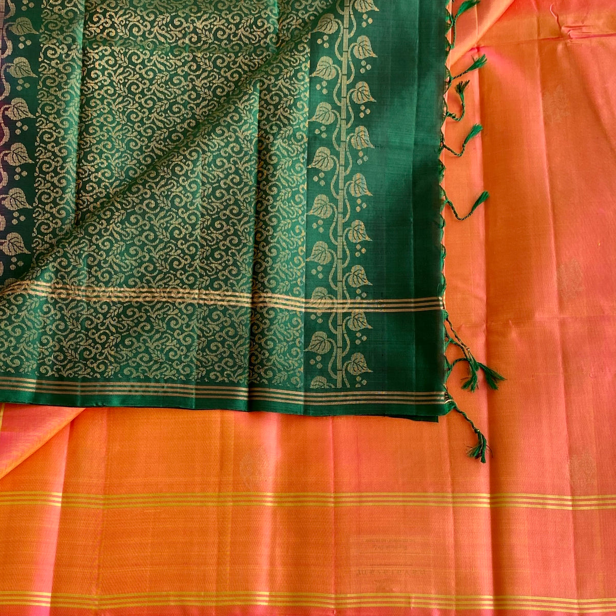 Dual Shaded Sunset Orange Designer Pure Silk Saree With Deep Green Pallu Zari