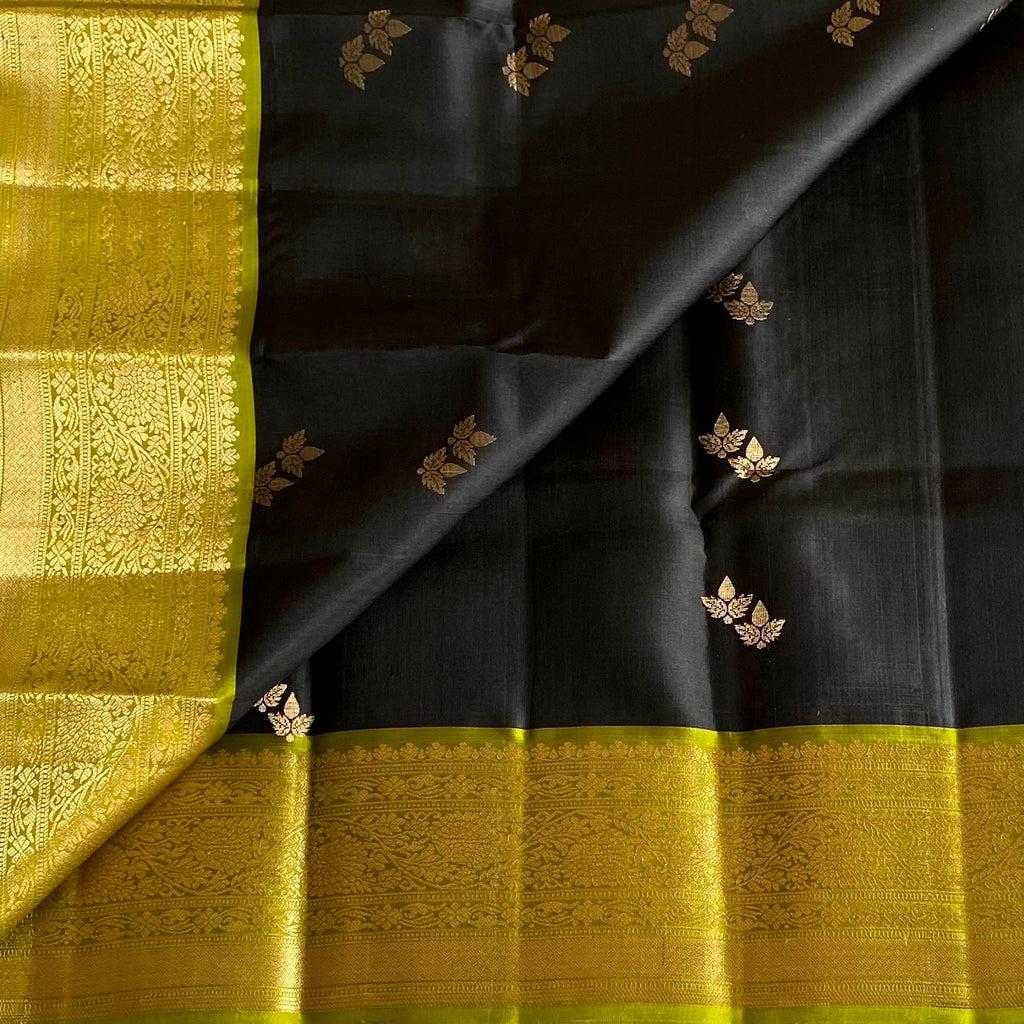 Jet Black Designer Pure Silk with Twin Buttas & Olive Green Contrast