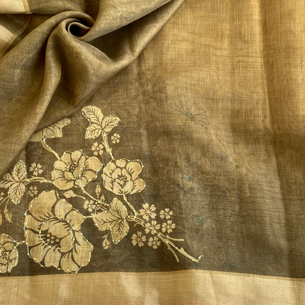 Olive Brown Soft Linen Saree With Floral Gray Pallu