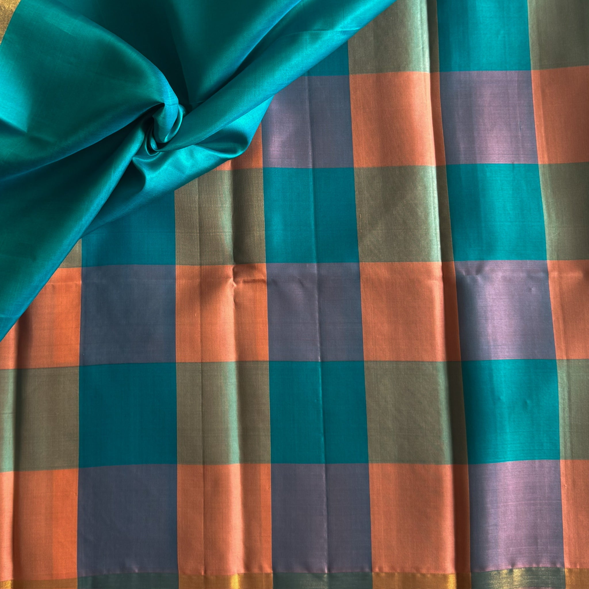 Teal Silk Checked Saree Floral Jaal Pallu Antique Gold Border