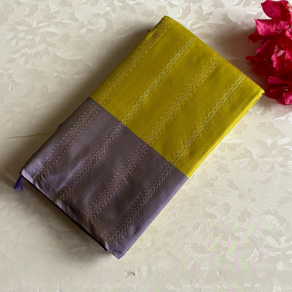 Lime Green Soft Mixed Silk Saree With Smoky Lavender Pallu