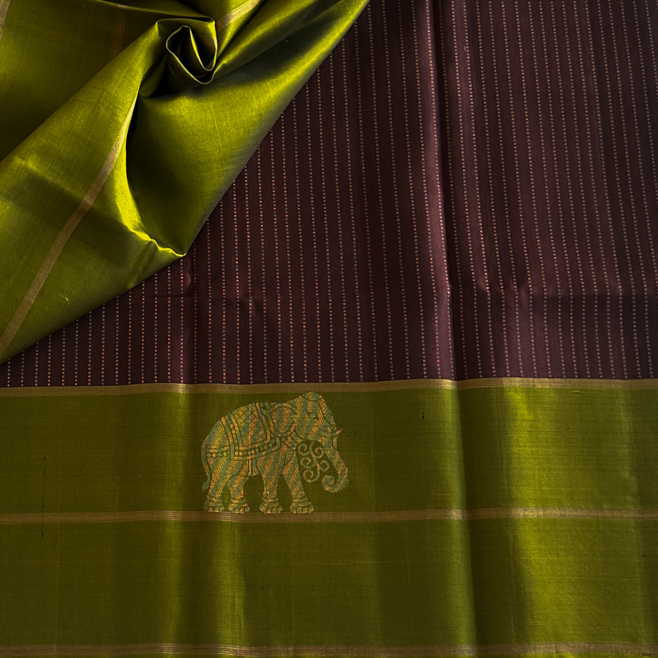 Plum Saree Chartreuse Pallu Gold Woven Elephant Peacock Motifs Traditional
