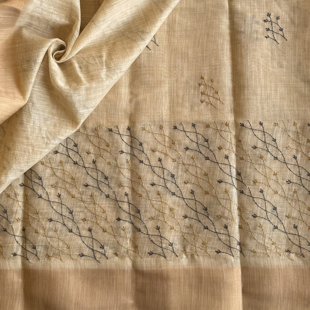 Ivory Embroidered Saree Gold Navy Branch Motif Beige Border Tassels
