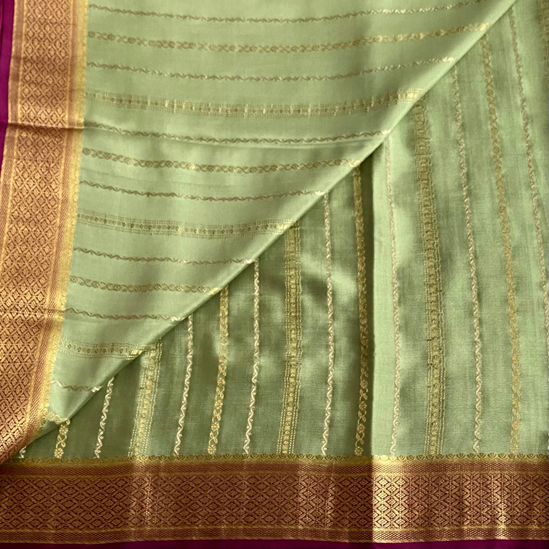 Dreamy Sage Green With Rich Magenta Designer Pure Mysore Crepe Silk