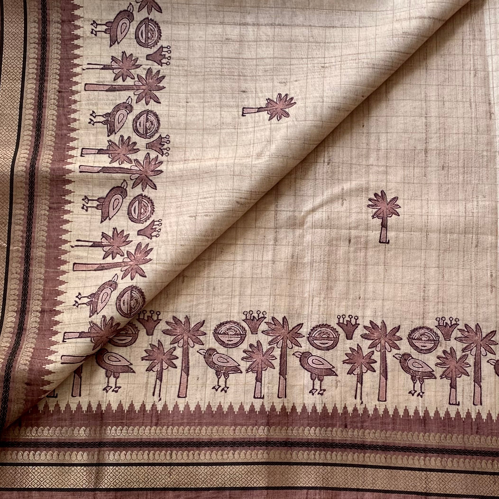Ecru Mauve Brown Handloom Bird Motif Tassel Pallu Saree Elegant