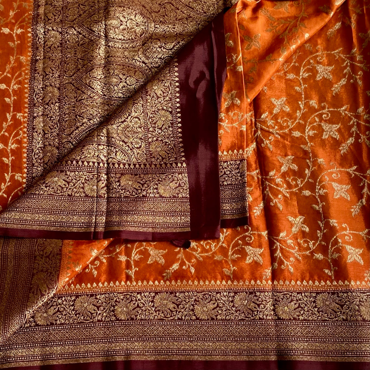 Rustic Jaal Woven Banarasi Crepe Silk With Wine Brown Contrast
