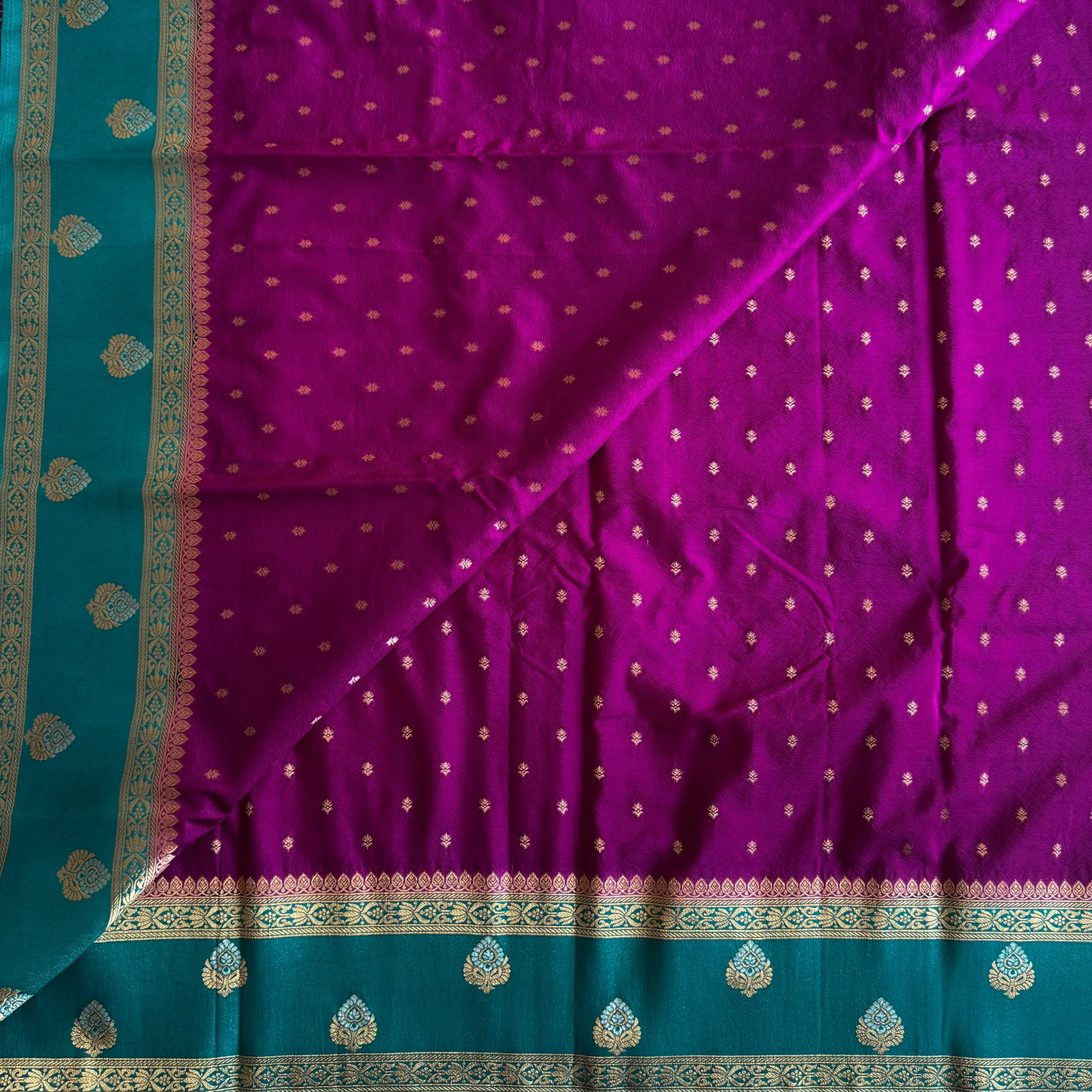 Magenta Teal Silk Saree Gold Zari Buti Woven Pallu Border