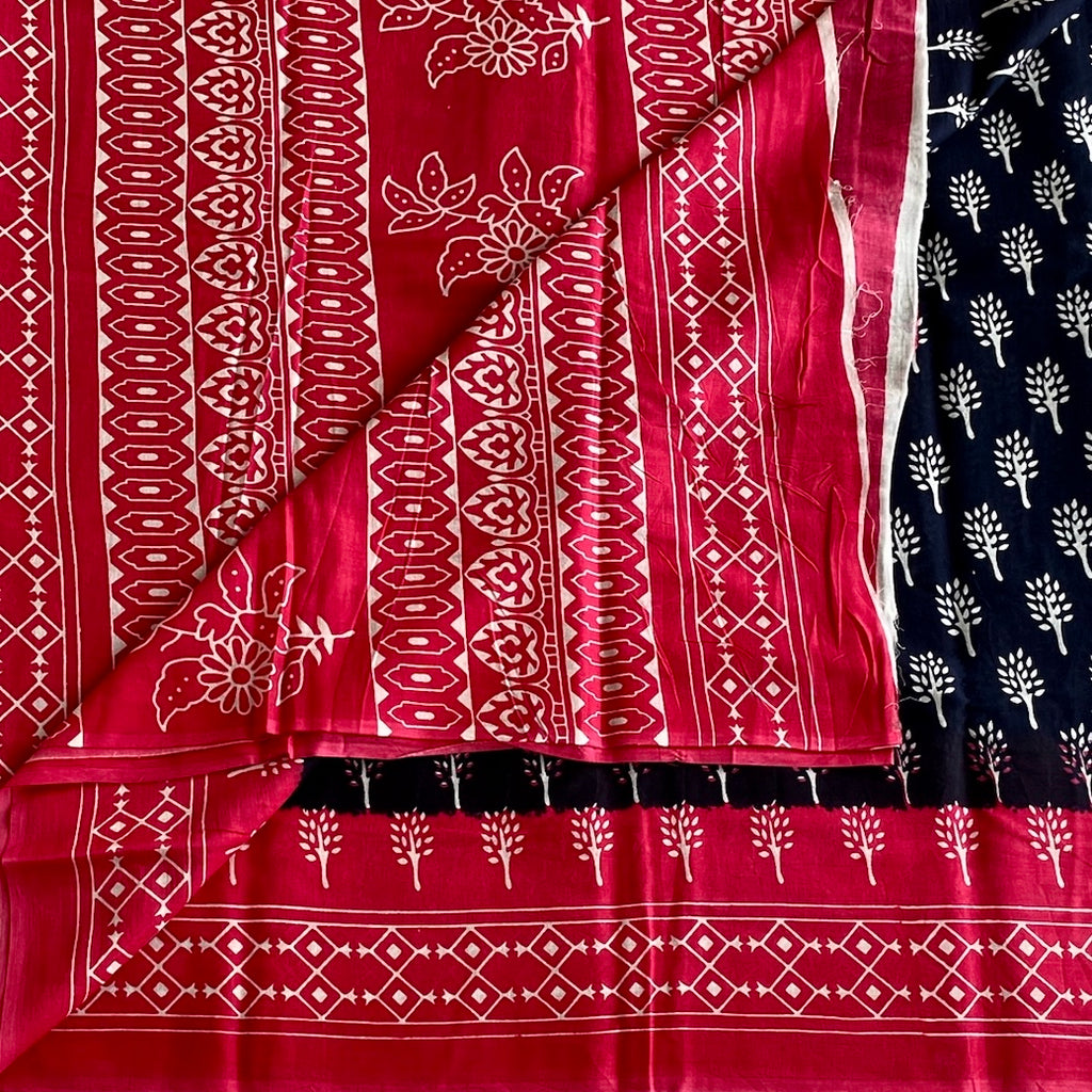 Rani Pink And Navy Blue Everyday Saree With White Block Prints