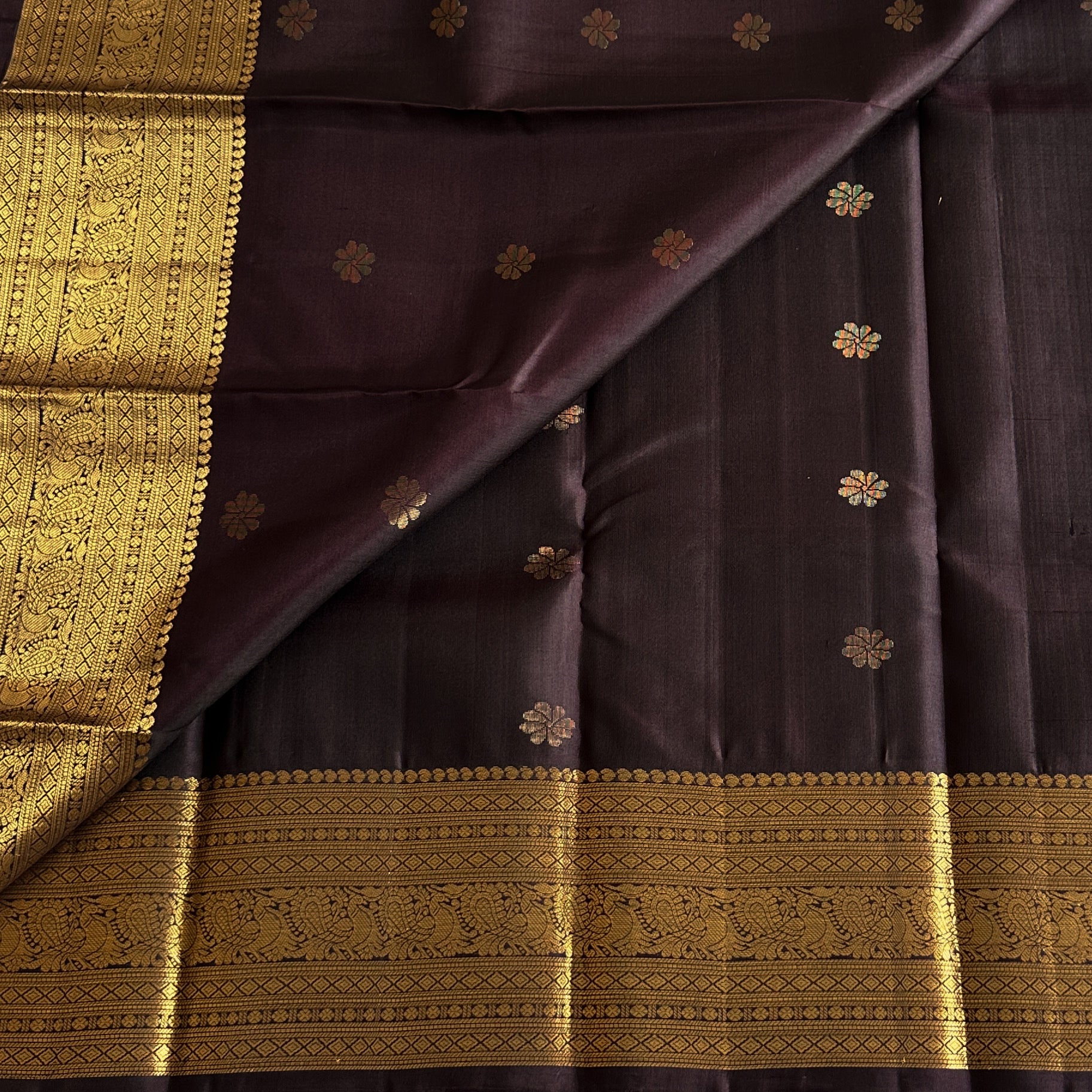 Eggplant Purple Silk Saree Antique Gold Zari Floral Border Pallu