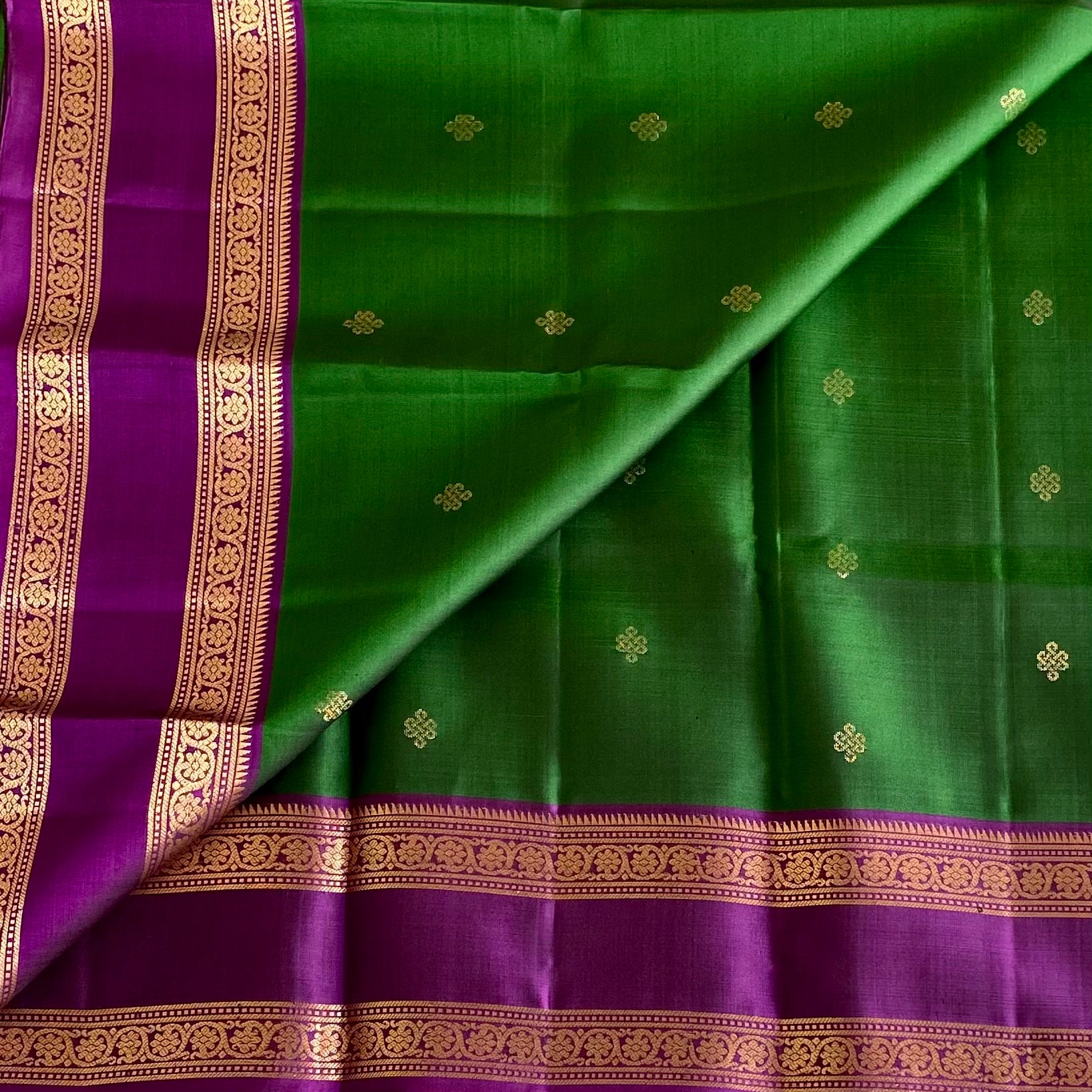 Bottle Green Kanchi Pure Silk With Royal Purple Pallu & Double Zari Borders