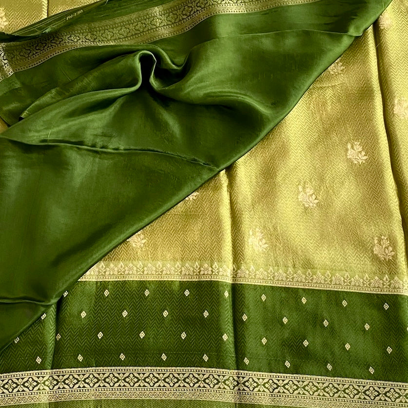 Lime Green Soft Blended Silk Saree With Olive Green Pallu