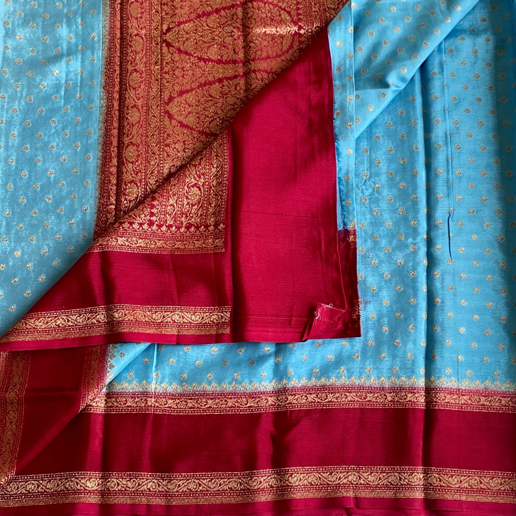 Rare Sky Blue Banarasi Crepe Silk Saree With Deep Maroon Panels