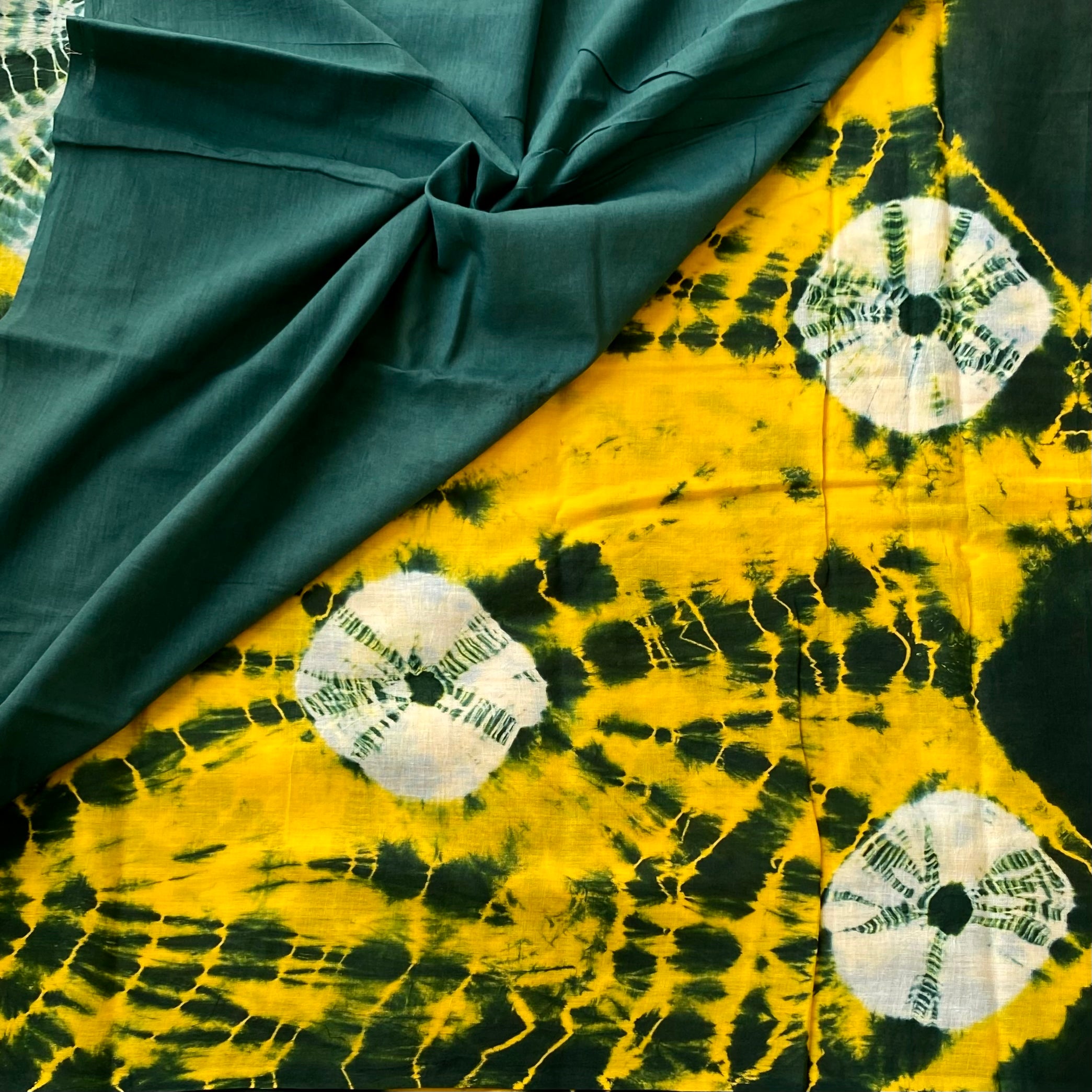 Forest Green Sunflower Yellow Tie Dye Saree Solid Pallu Casual