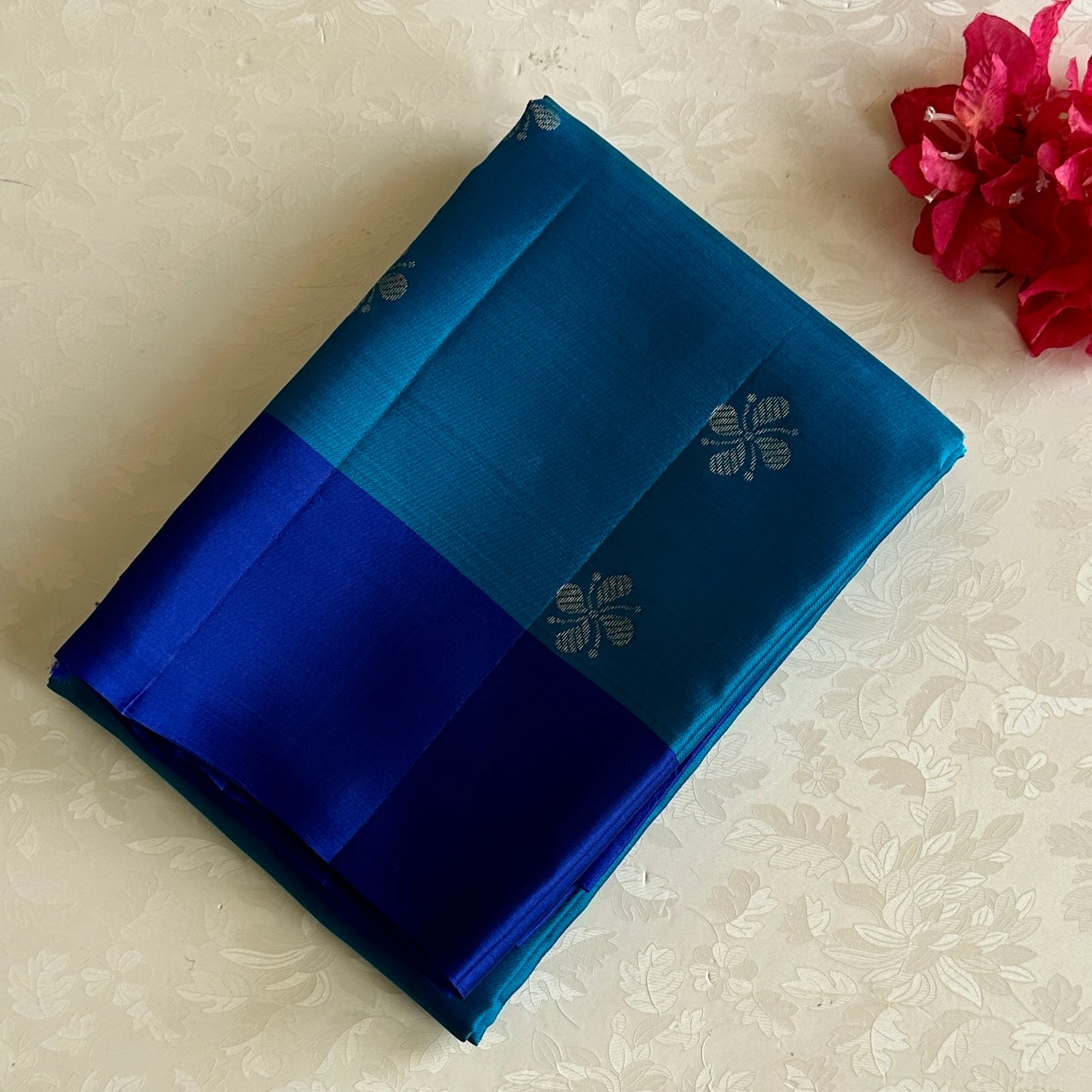 Turquoise Designer Pure Silk With Tiny Floral Buttas & Royal Blue Pallu