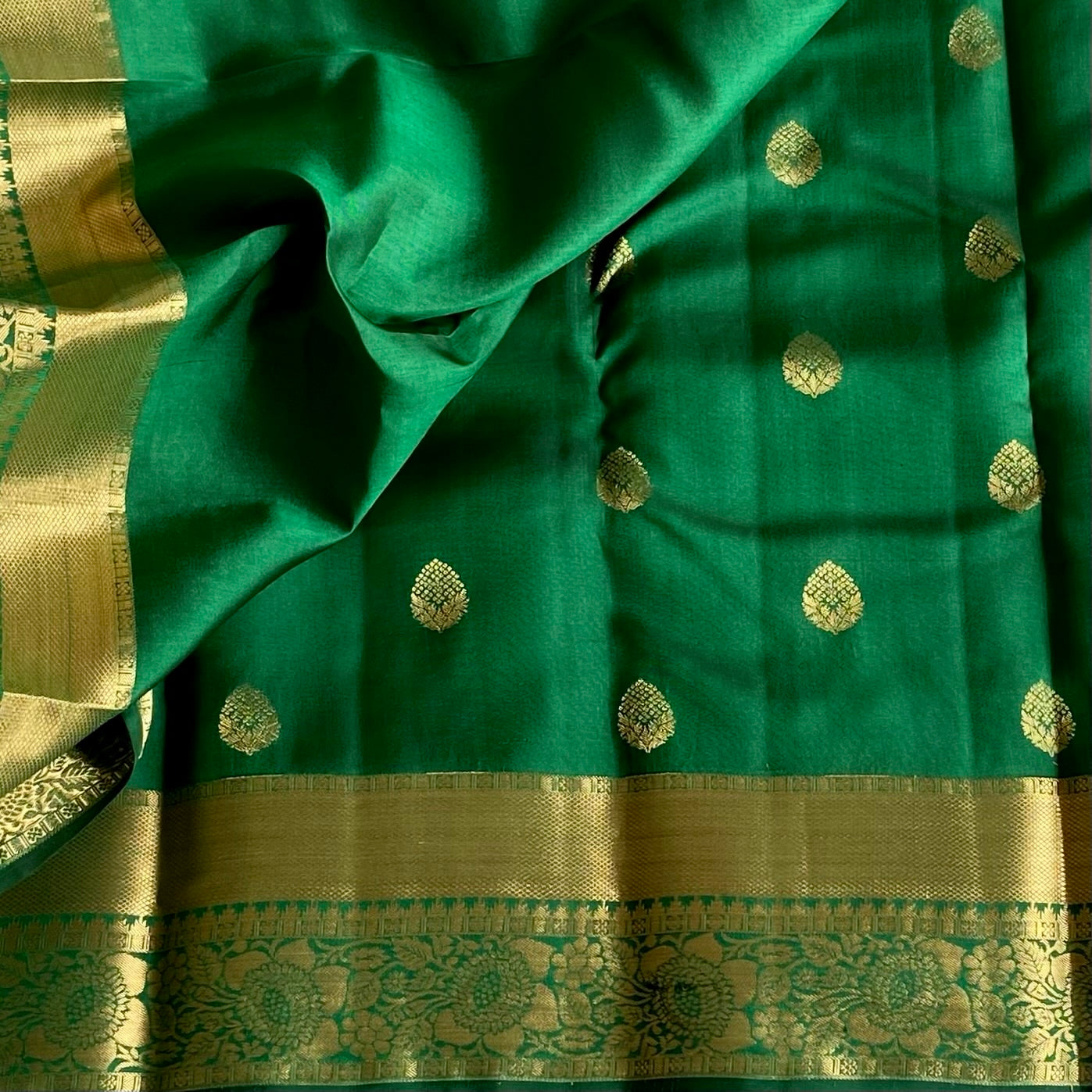 Emerald Green Designer Pure Silk Saree With Metallic Gold Paisley Panels
