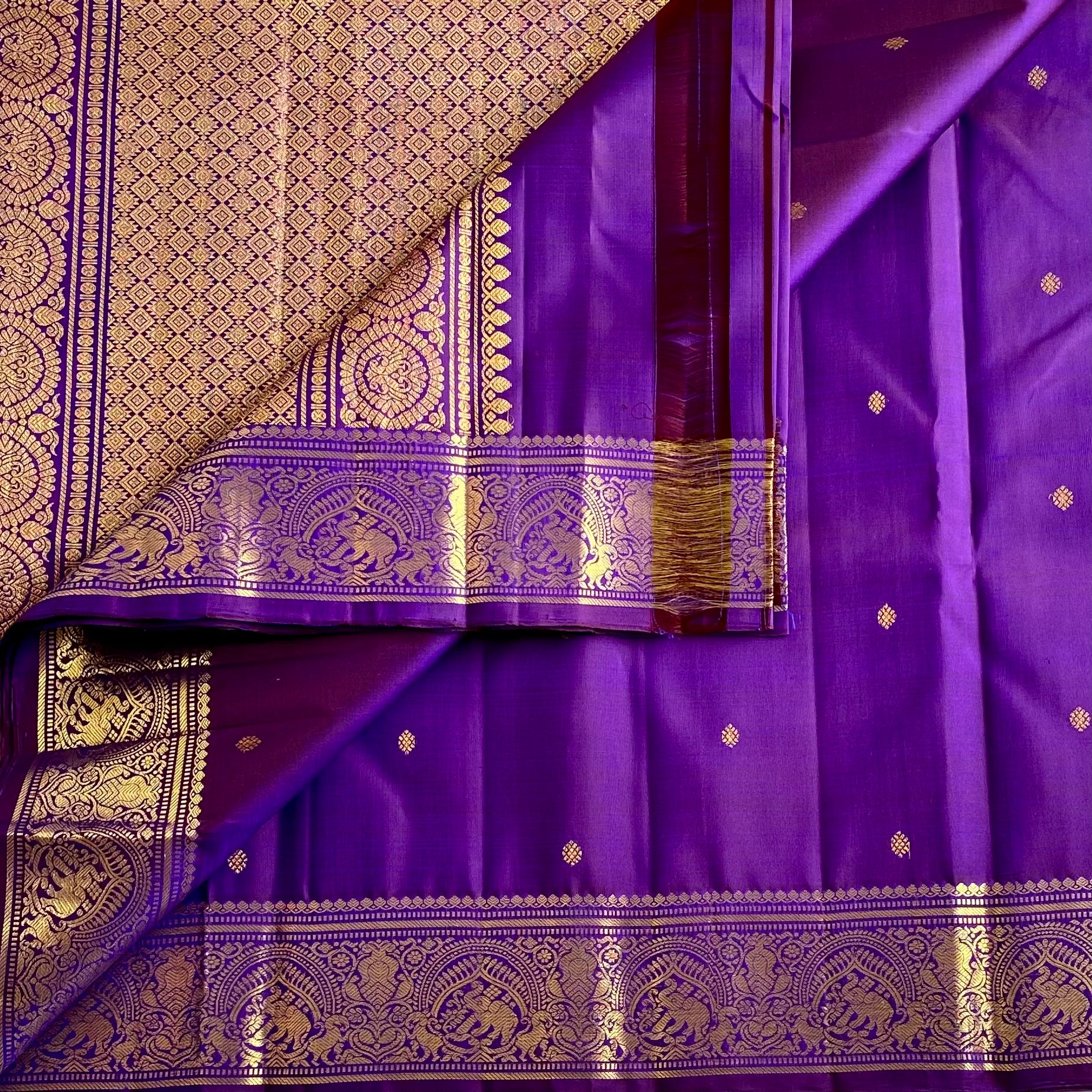 Royal Purple Kanjeevaram Pure Zari Silk Saree With Classic Gold Medallion Border