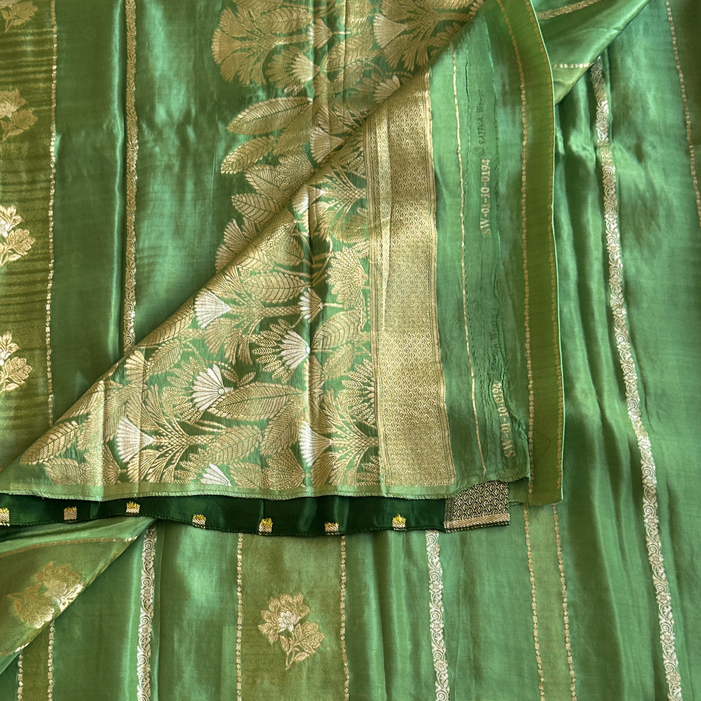Emerald Green Silk Saree Gold Brocade Leaf Motif Floral Border