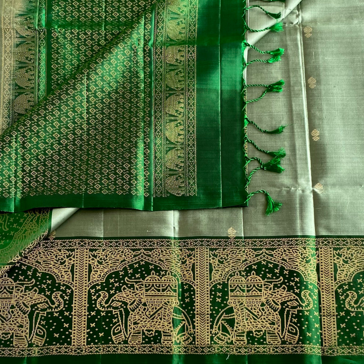 Metallic Sage Green Designer Pure Silk Saree With Emerald Green Pallu