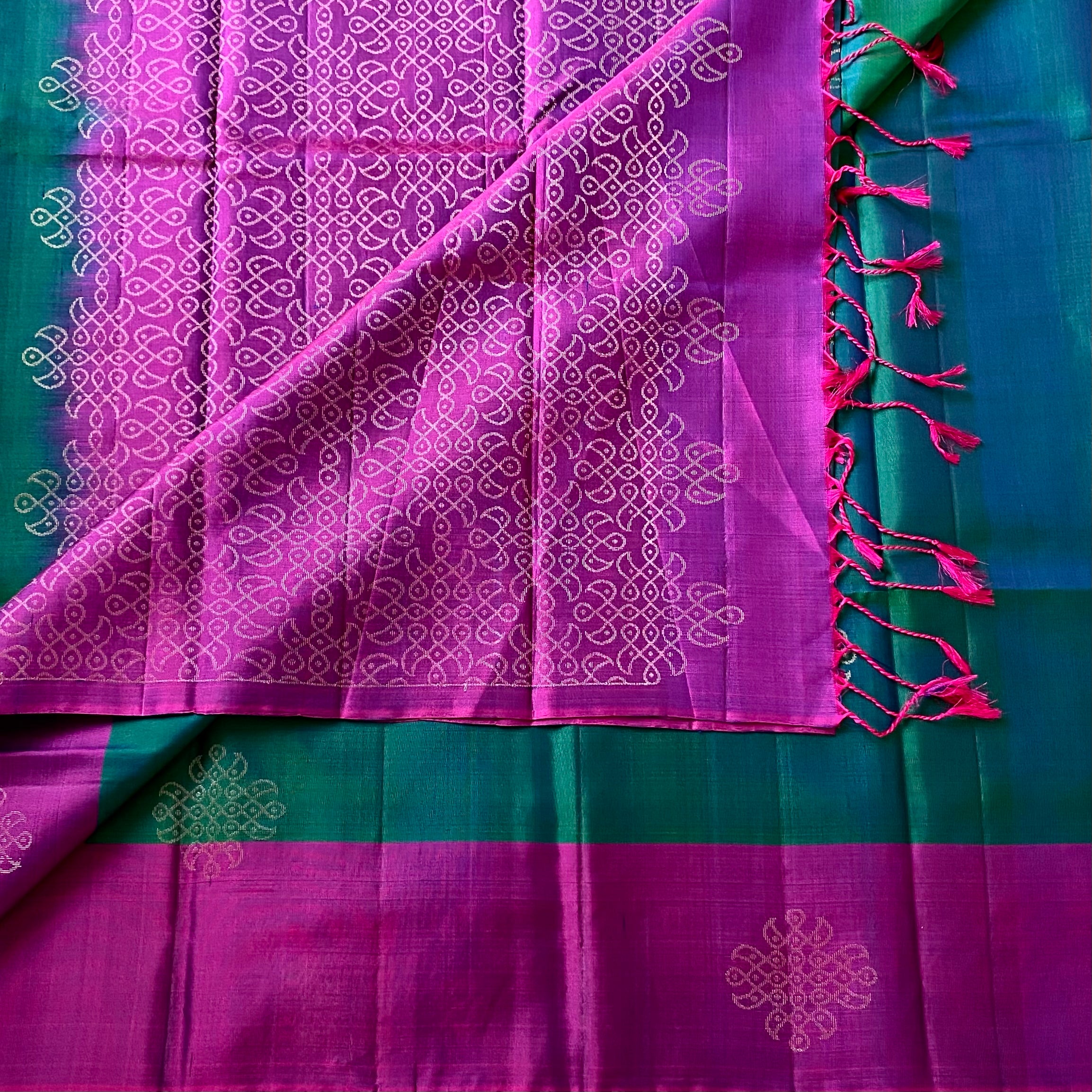 Magenta Green Silk Saree Gold Zari Intricate Buta Work Traditional