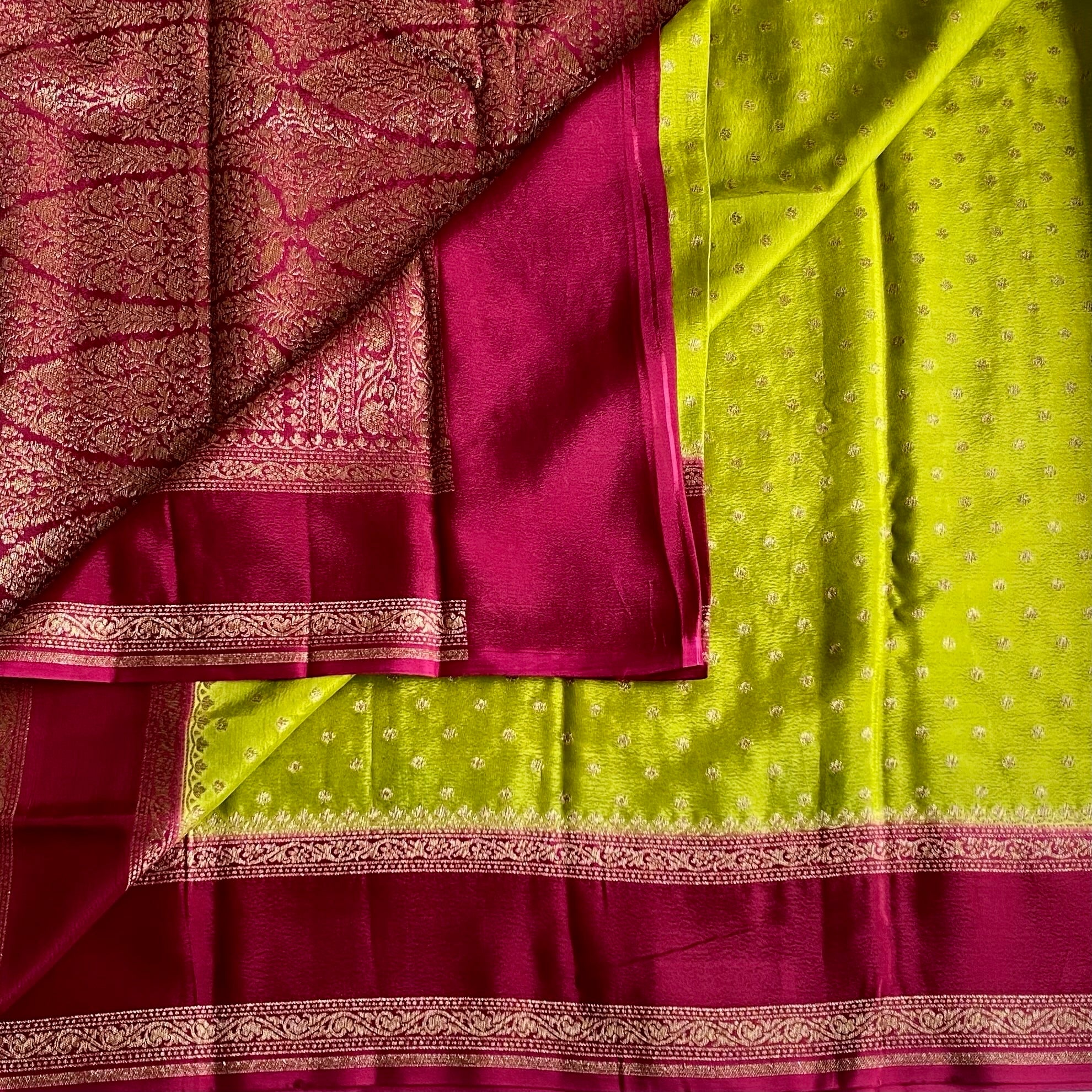 Classic Lime Green Banarasi Crepe Silk Saree With Magenta Pallu