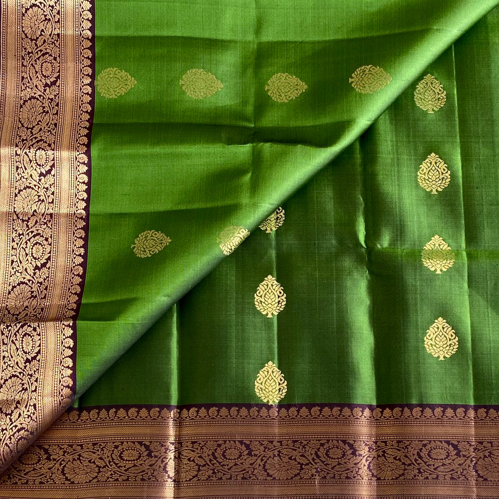 Emerald Green Designer Pure Silk Saree With Plum Purple Pallu