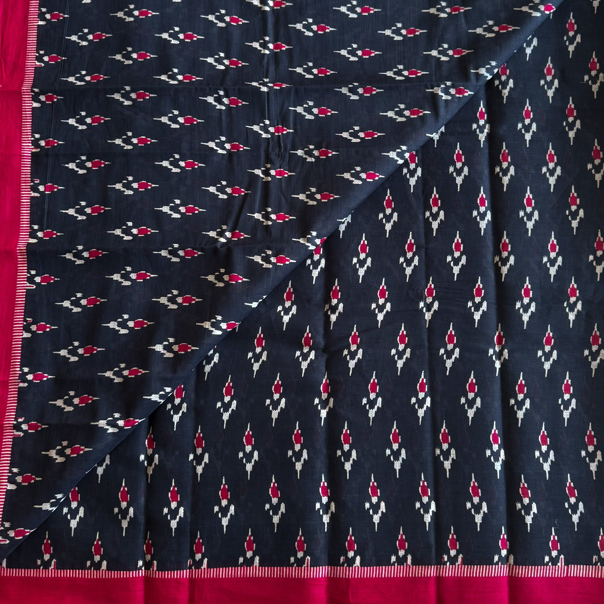 Navy Magenta Ikat Saree Floral Stripe Pallu Traditional Elegant Design