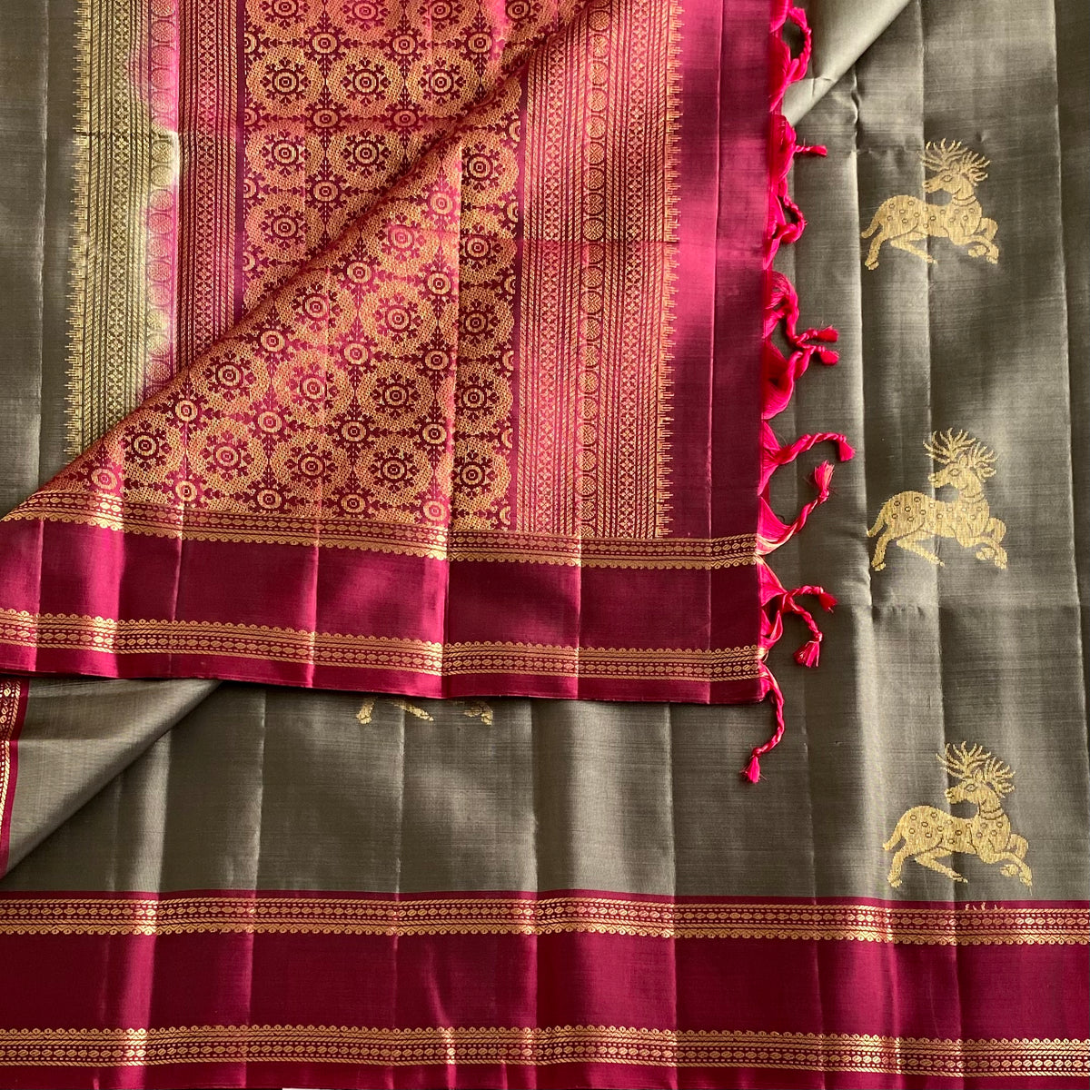 Charcoal Gray Designer Pure Silk Saree With Magenta Pallu