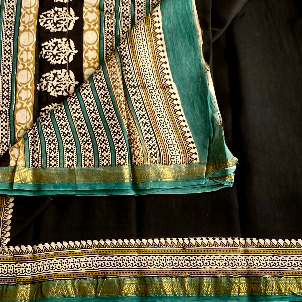 Jet Black Maheswari Soft Silk Cotton With Teal Green Pallu