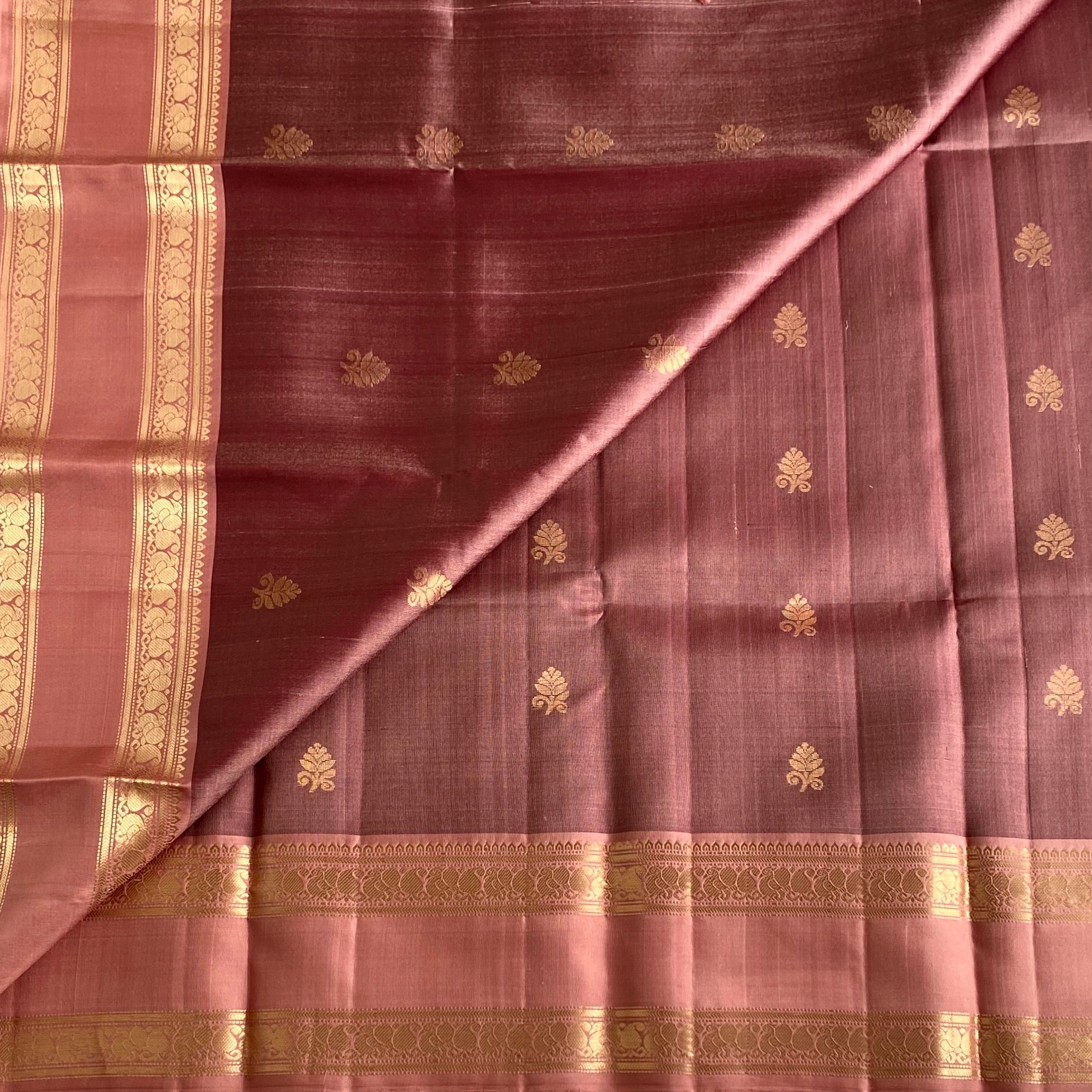 Rarest Metallic Bronze Designer Pure Silk Saree With Dusty Rose Zari Pallu