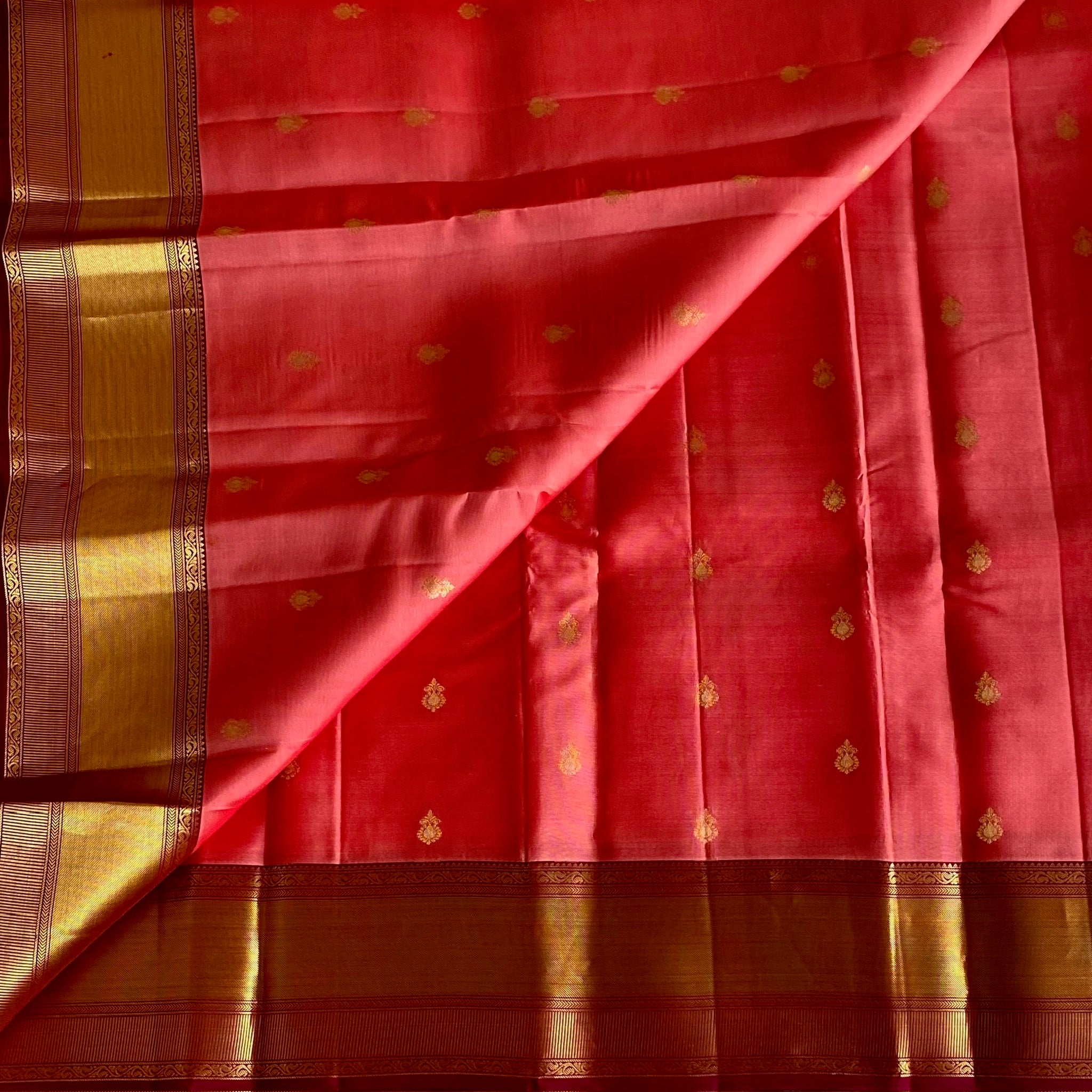 Coral Red Designer Pure Silk Saree With Maroon Pallu Metallic Gold Border